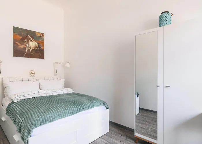 Hero's Haven Apartment